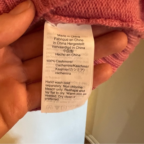 J Crew Everyday Cashmere cable knit Crew Neck pull over sweater color flamingo - Picture 4 of 5